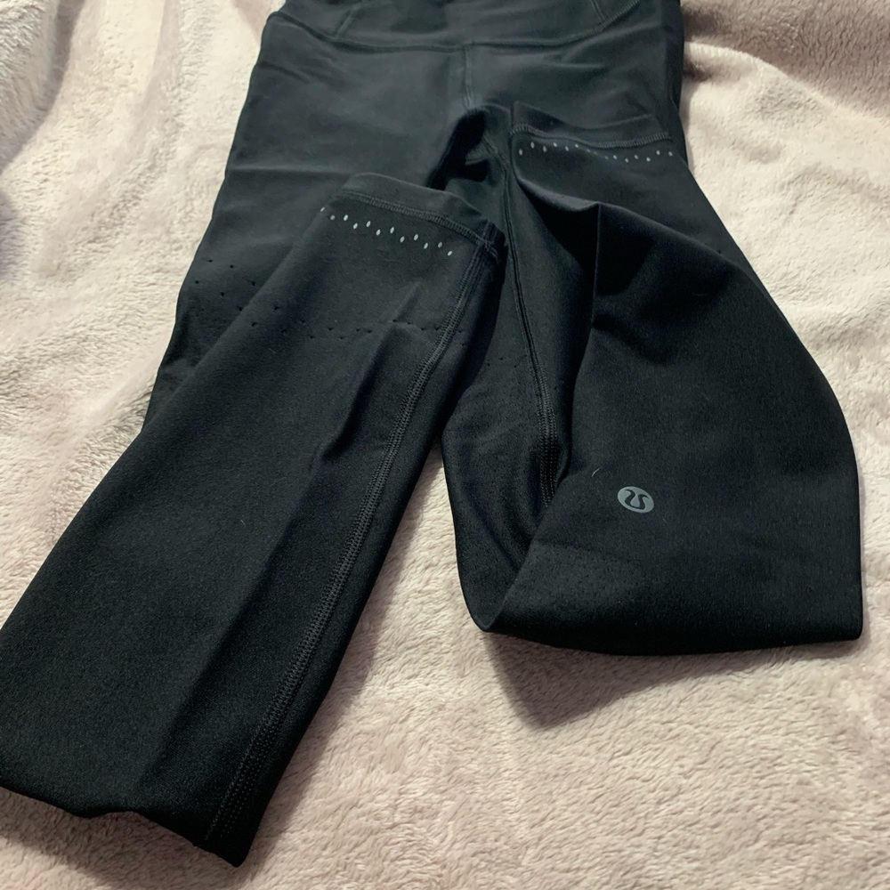 Lululemon leggings with little  detail